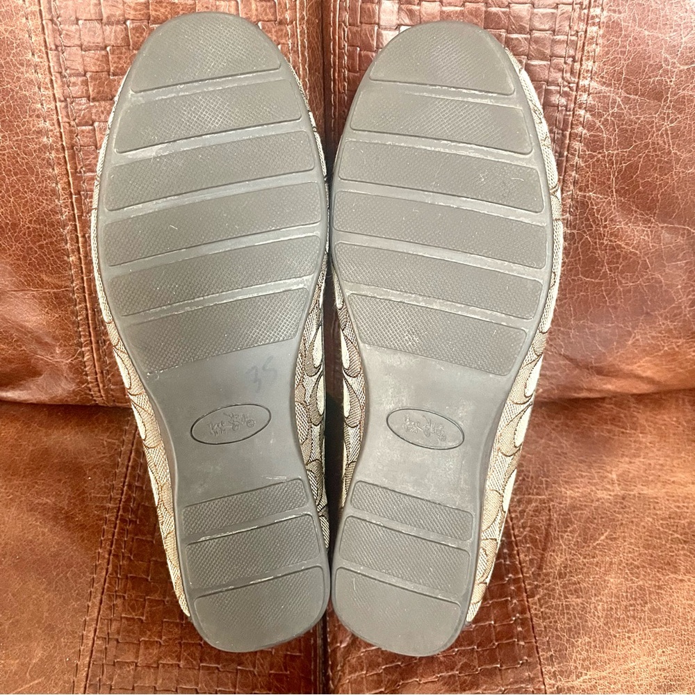 Coach Olive Classic Monogram Logo Print Canvas Leather Trimmed Loafers Size 8 - Picture 10 of 16